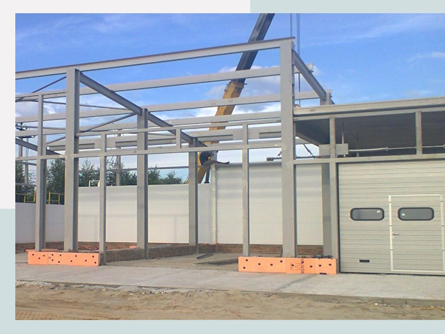 Строительство автосервисов от СтальСтрой-Прк по цене 620 руб.